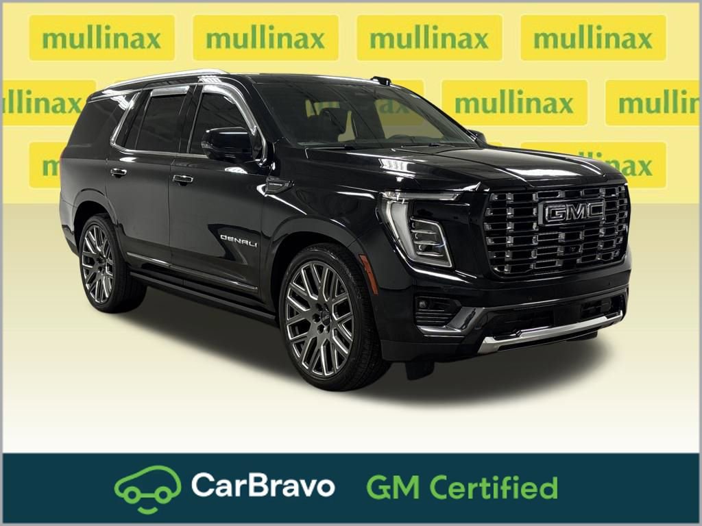 Used 2025 GMC Yukon Denali Ultimate w/ LPO, Floor Liner Package image 1