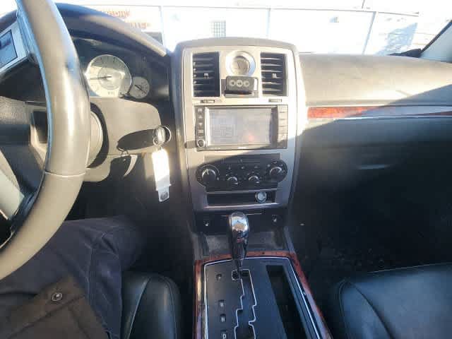 Used 2010 Chrysler 300 C w/ Luxury Group II AWD/4WD image 33