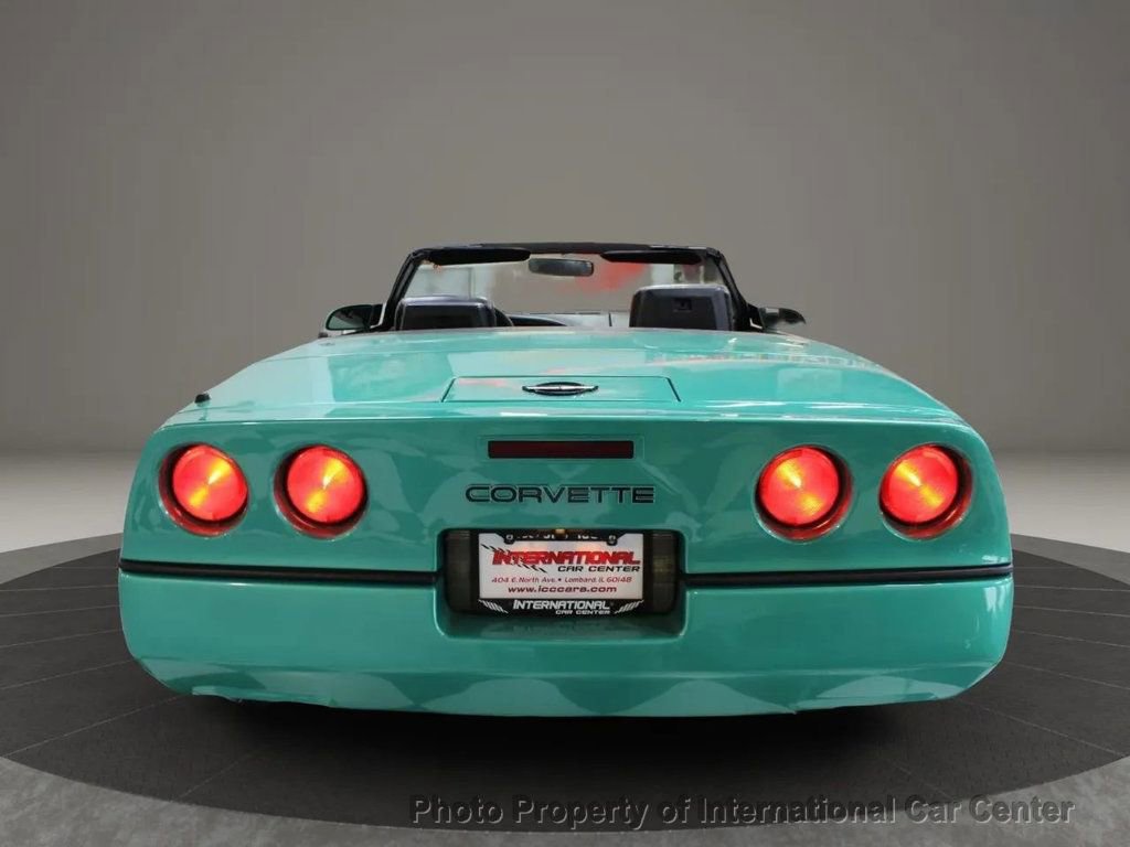 Used 1990 Chevrolet Corvette Convertible image 8