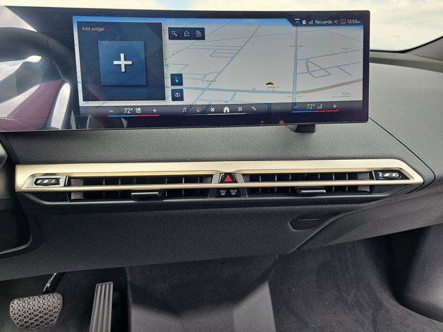 New 2026 BMW iX xDrive60 w/ Premium Package image 20