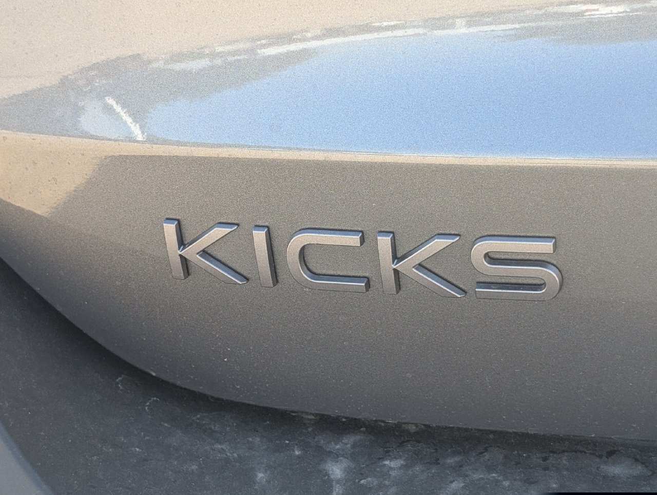 New 2027 Nissan Kicks SR FWD image 6