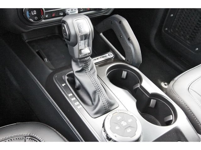 New 2026 Ford Bronco Outer Banks w/ Sasquatch Package AWD/4WD image 18