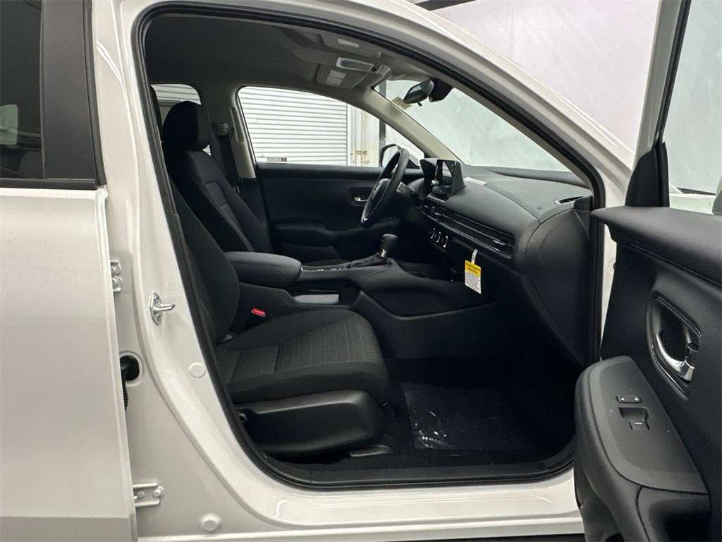 New 2026 Honda HR-V LX image 15