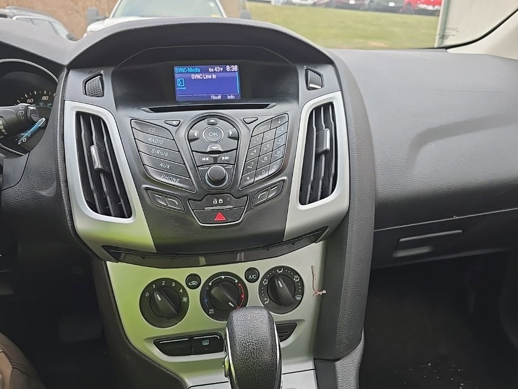 Used 2013 Ford Focus SE image 22