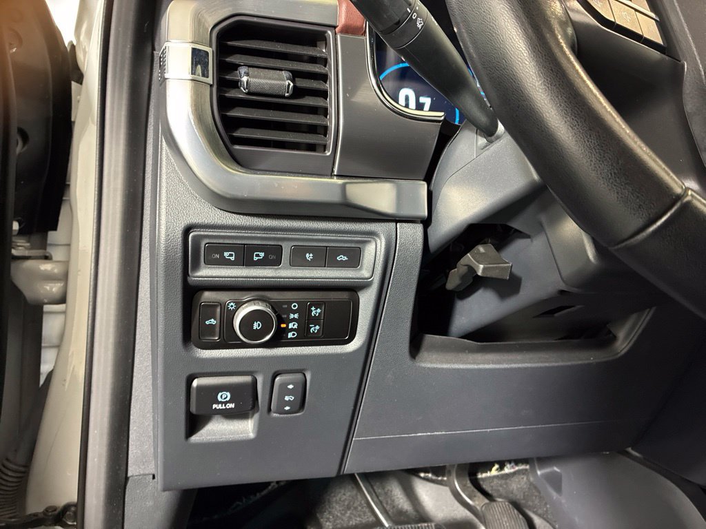 Used 2023 Ford F150 Lariat AWD/4WD image 19