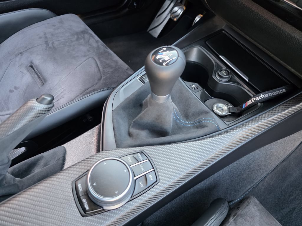 Used 2017 BMW M2 RWD image 24
