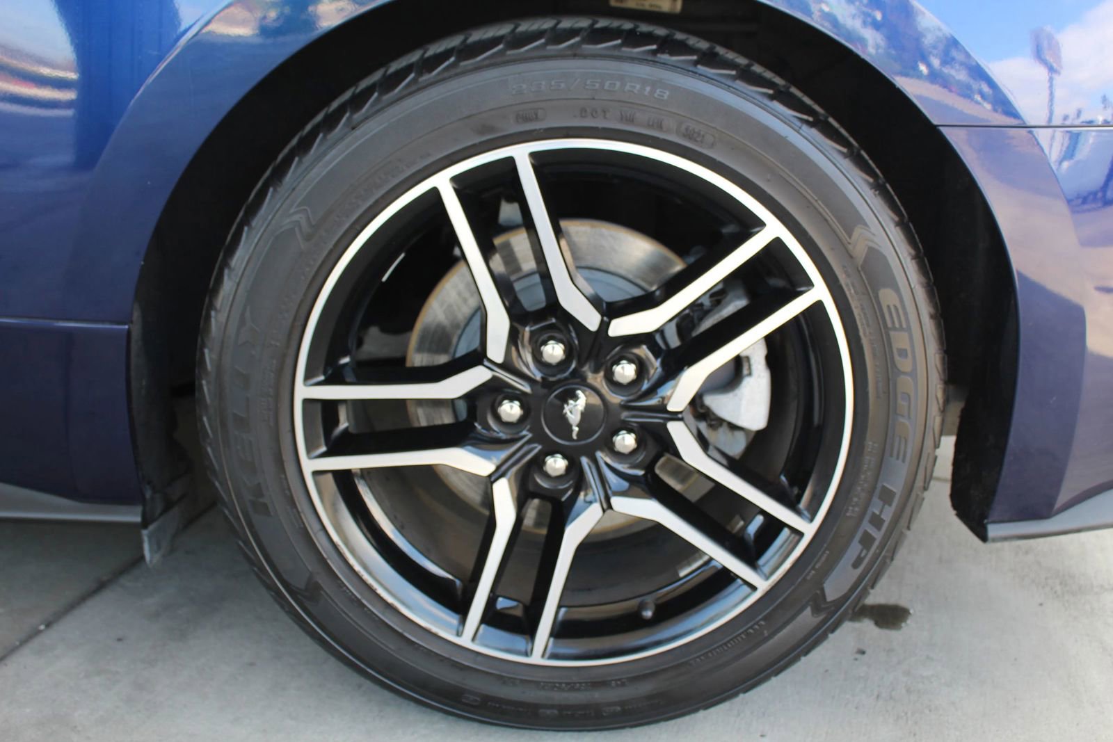 Used 2019 Ford Mustang Premium image 38