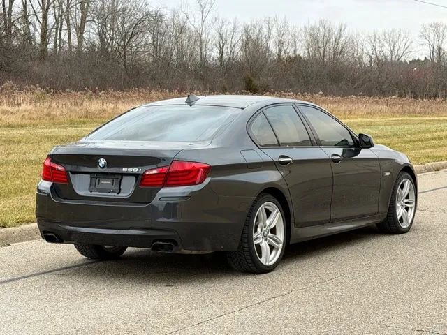 Used 2011 BMW 550i Sedan image 34
