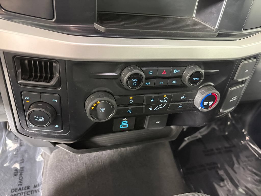 Certified 2025 Ford F350 XL w/ STX Appearance Package AWD/4WD image 18