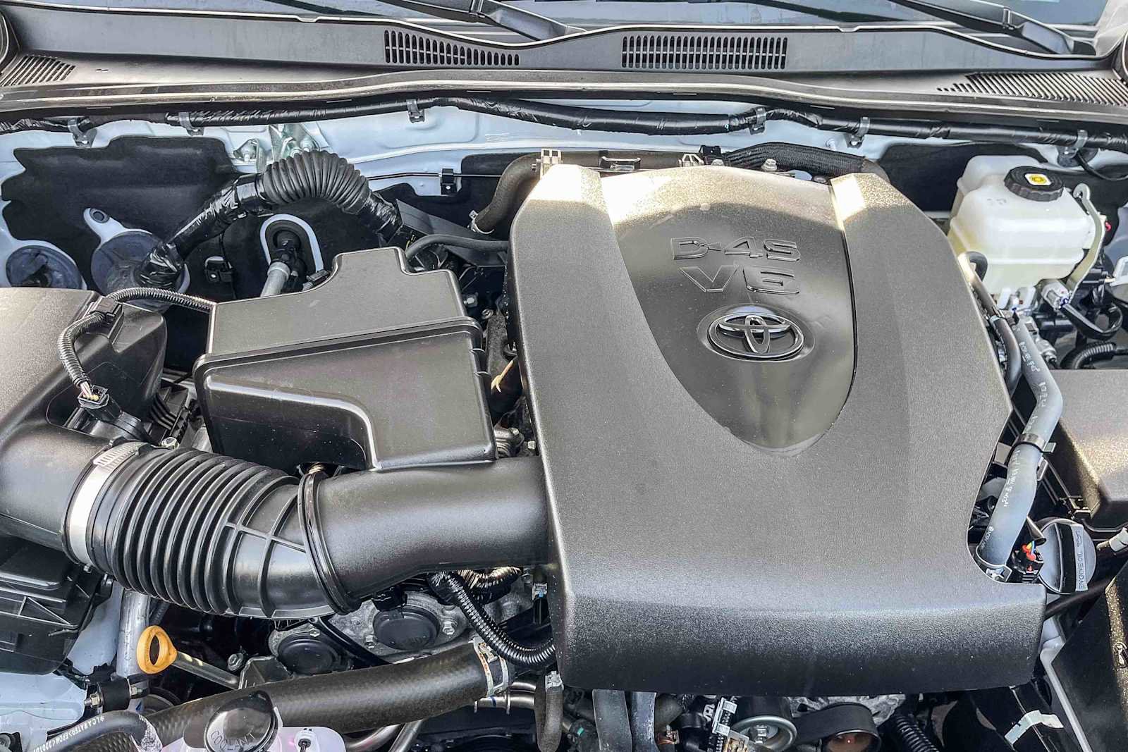 Used 2022 Toyota Tacoma TRD Off-Road image 27