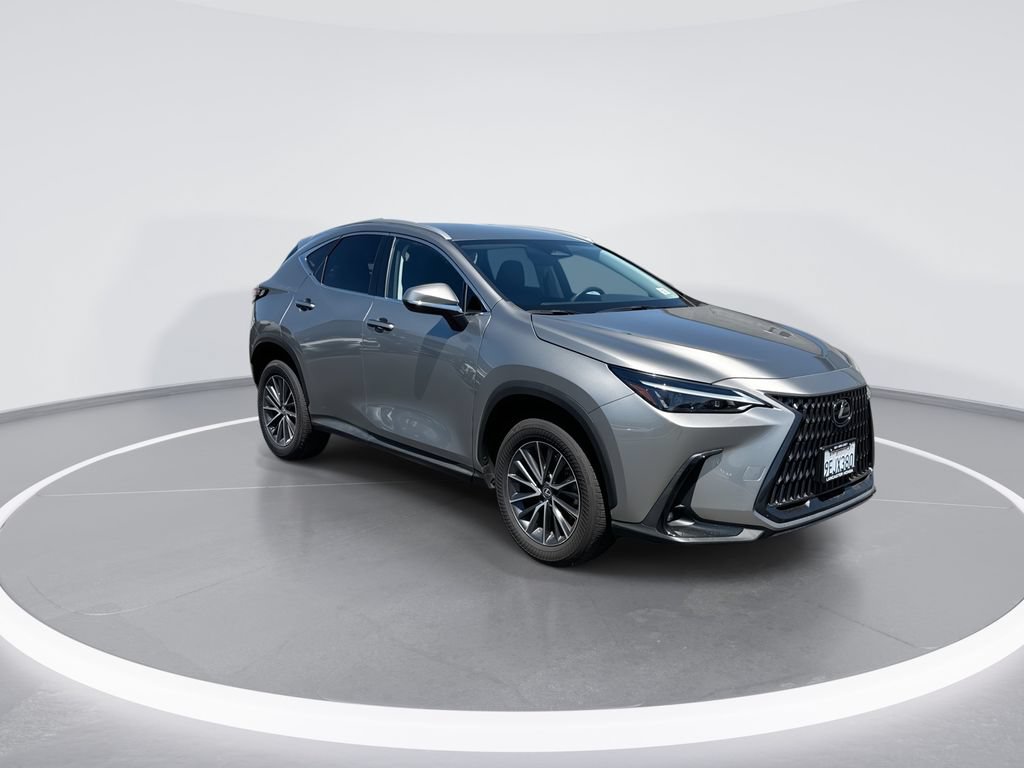 Used 2023 Lexus NX 250 FWD image 2