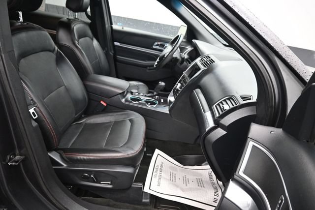 Used 2017 Ford Explorer Sport AWD/4WD image 11