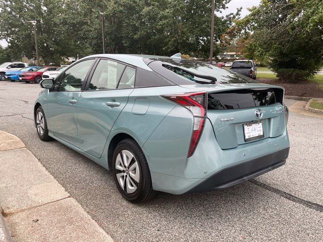 Used 2018 Toyota Prius Two w/ Prius Two Safety Plus Package FWD image 6