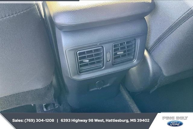 Used 2022 Toyota RAV4 LE image 23