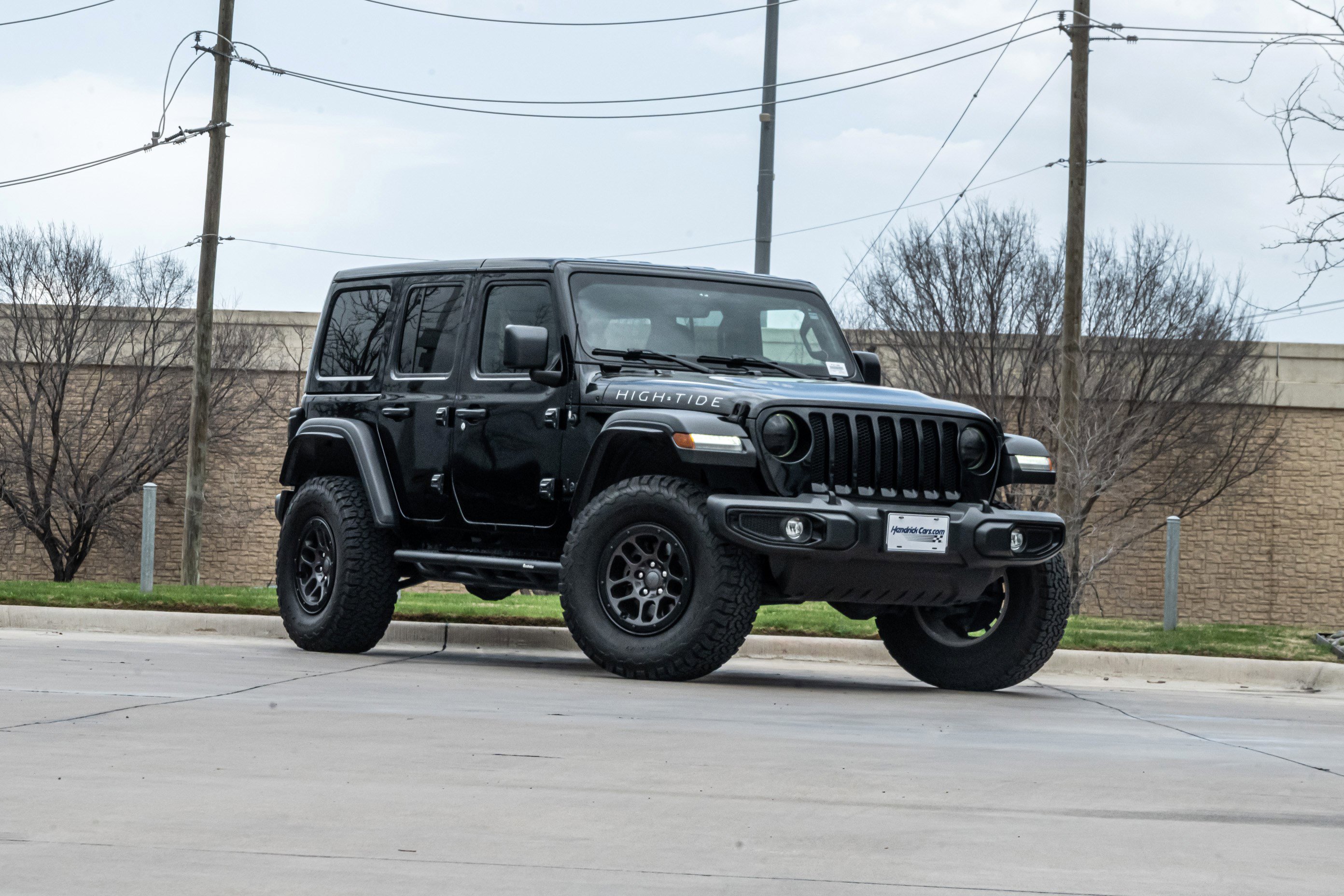 Used 2023 Jeep Wrangler Unlimited Sport image 2