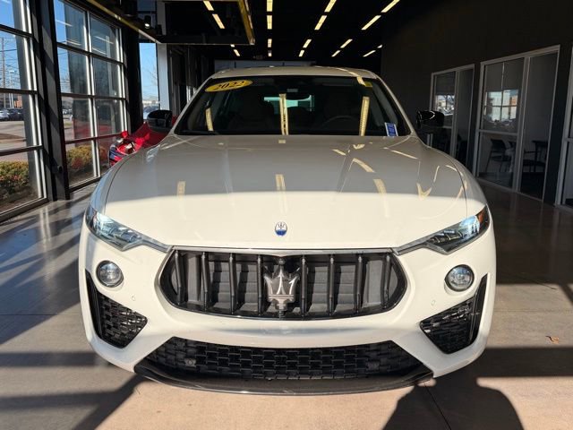 Used 2022 Maserati Levante Modena image 2