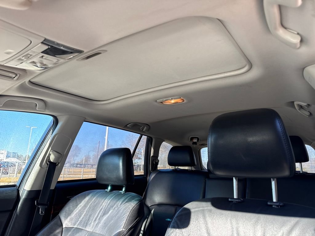 Used 2010 Subaru Outback 2.5i Limited image 25