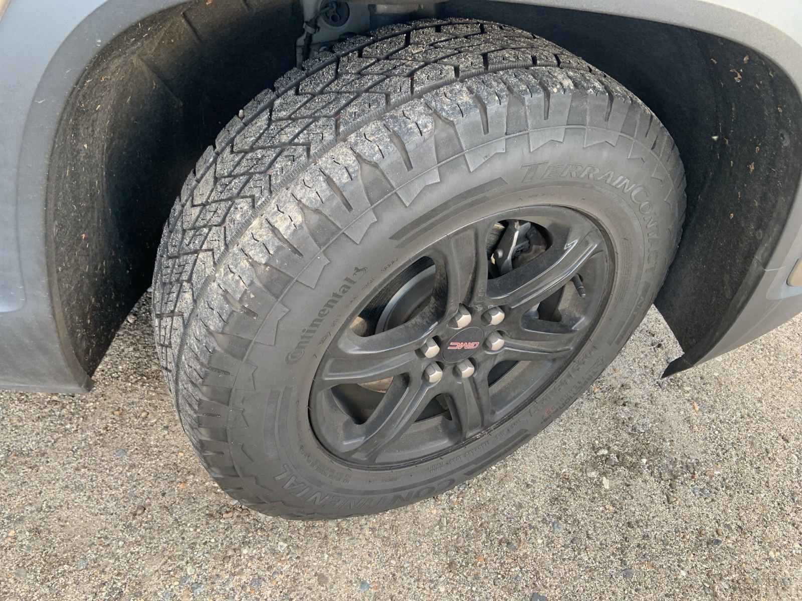 Used 2023 GMC Acadia AT4 w/ Preferred Package image 12