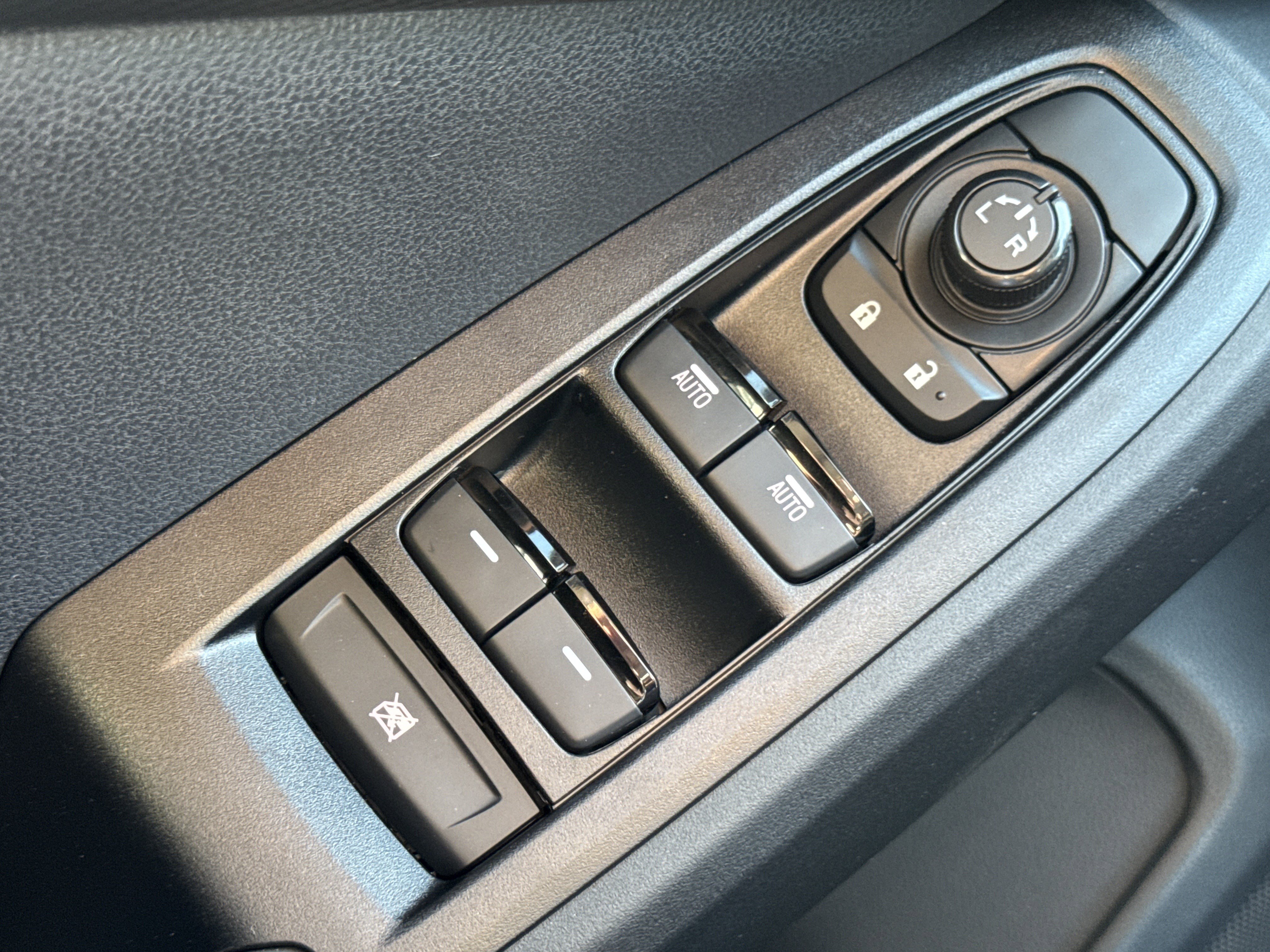 New 2026 Subaru Crosstrek 2.0i Premium image 23