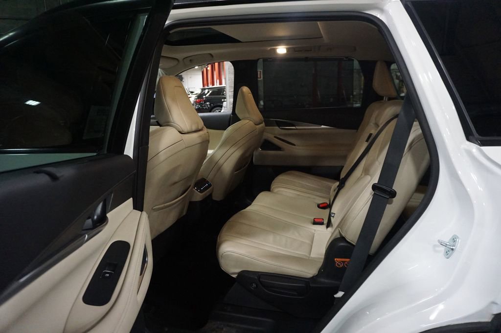 Used 2023 INFINITI QX60 Luxe w/ Performance Audio Package AWD/4WD image 15