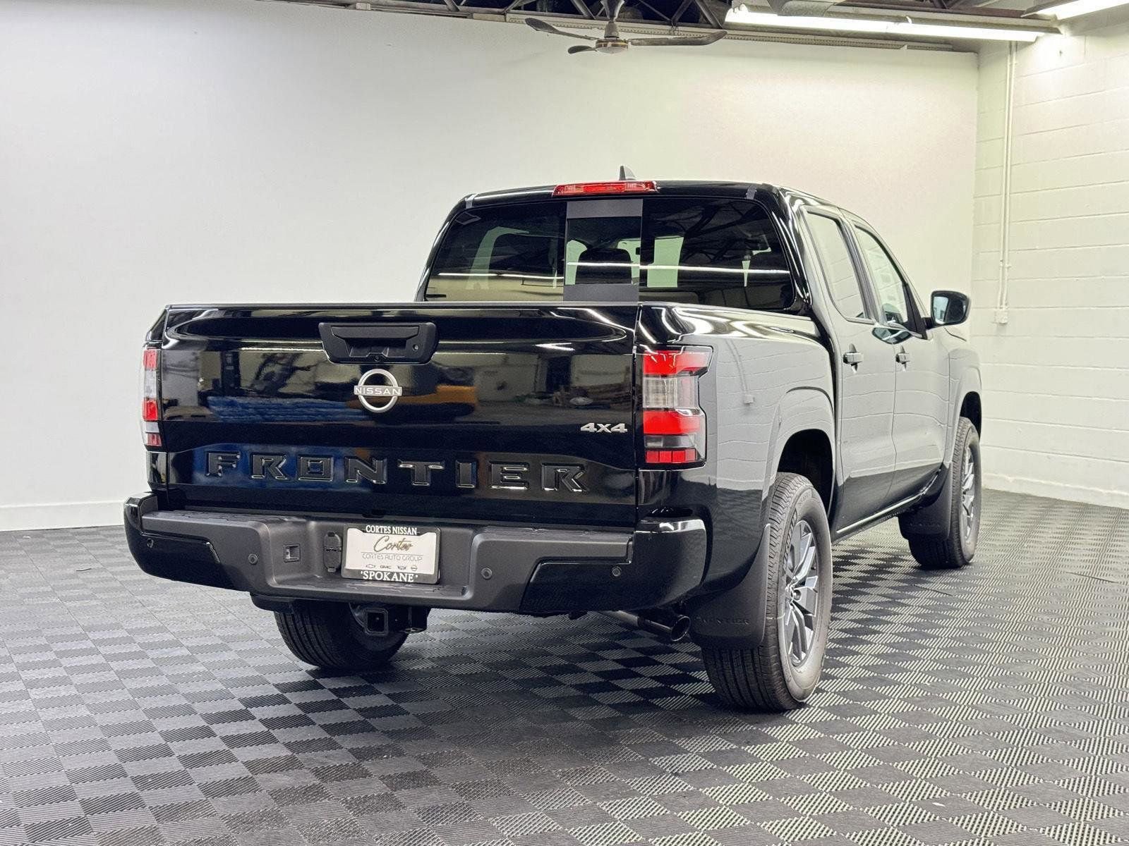 New 2026 Nissan Frontier SV w/ SV Convenience Package image 2
