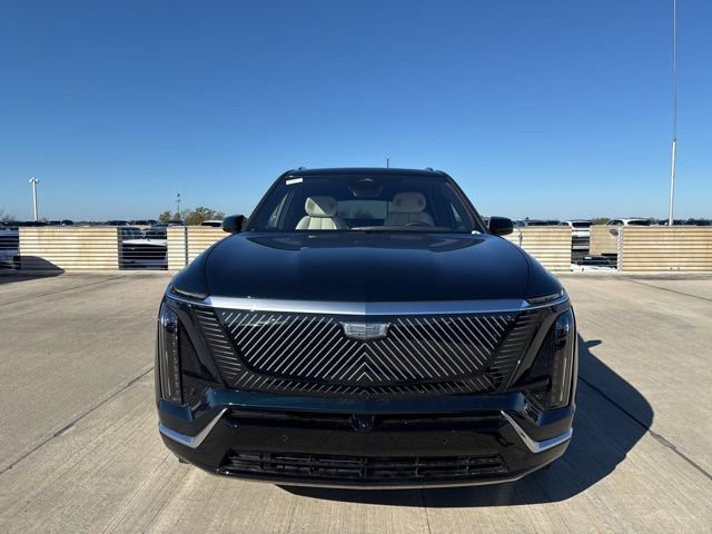 Used 2026 Cadillac Vistiq Luxury image 8