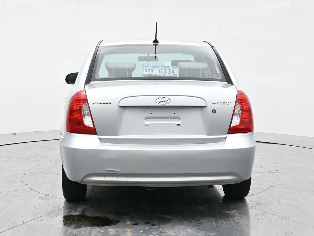 Used 2010 Hyundai Accent GLS w/ Premium Pkg 4 image 6