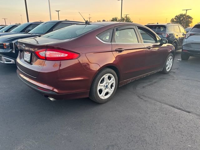 Used 2015 Ford Fusion SE FWD image 5