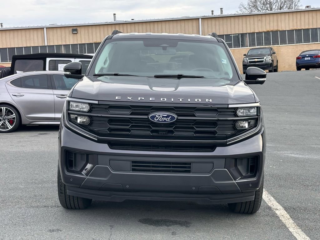 New 2026 Ford Expedition Active image 10