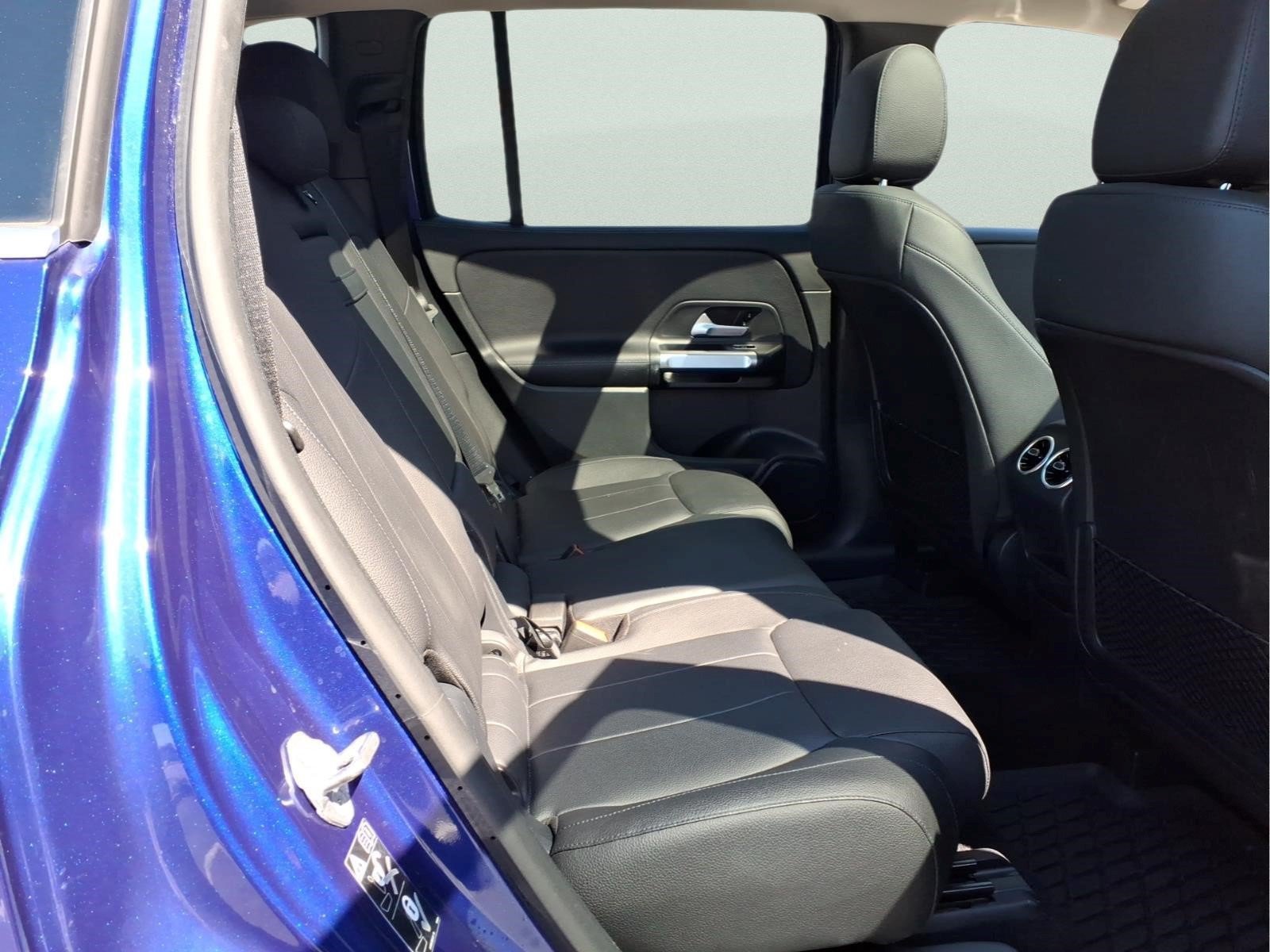 Certified 2022 Mercedes-Benz GLB 250 4MATIC image 14