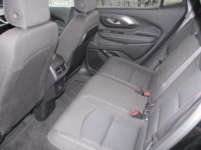 Used 2024 GMC Terrain SLE AWD/4WD image 5