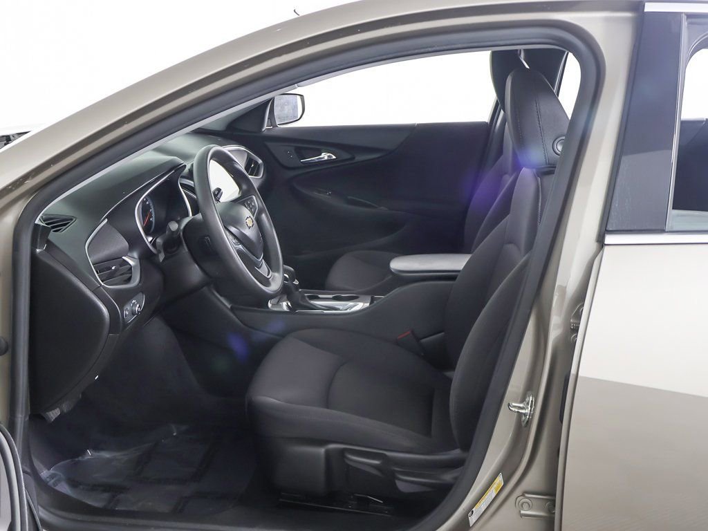 Used 2022 Chevrolet Malibu LS image 21