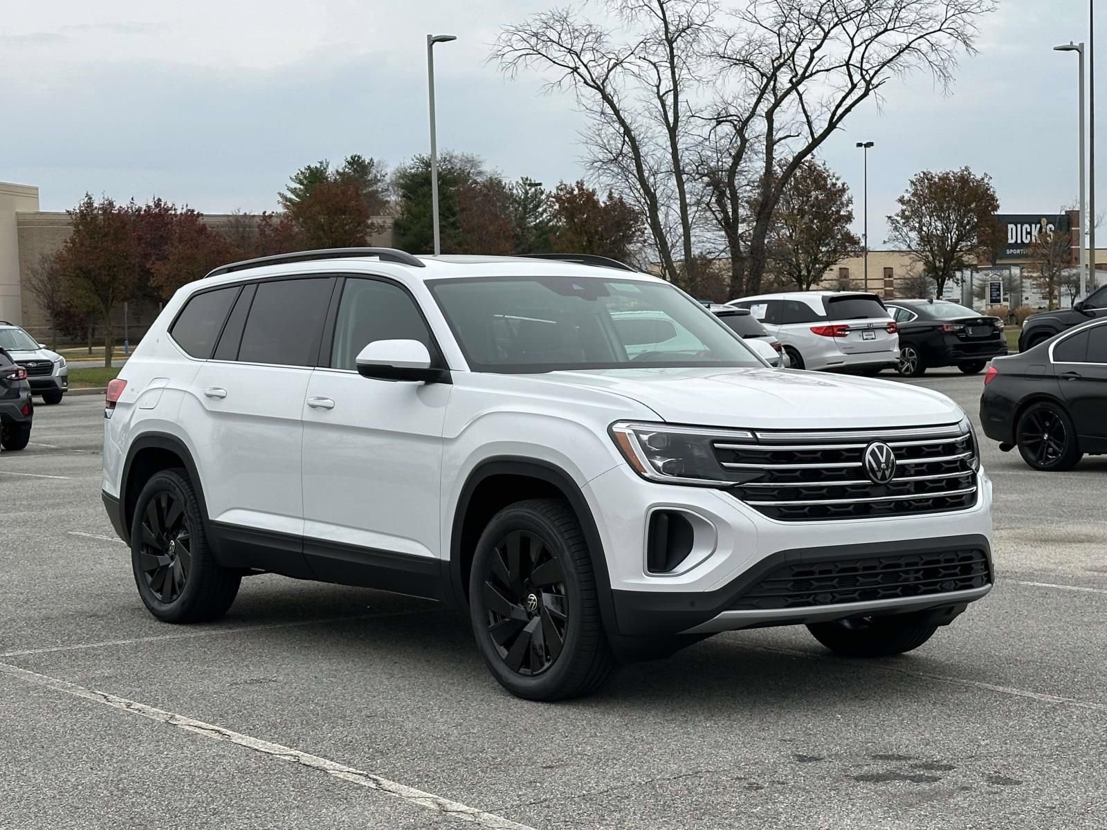 New 2026 Volkswagen Atlas SE image 8