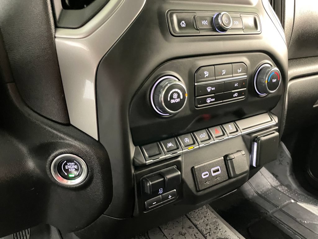 Certified 2024 Chevrolet Silverado 1500 Custom AWD/4WD image 30