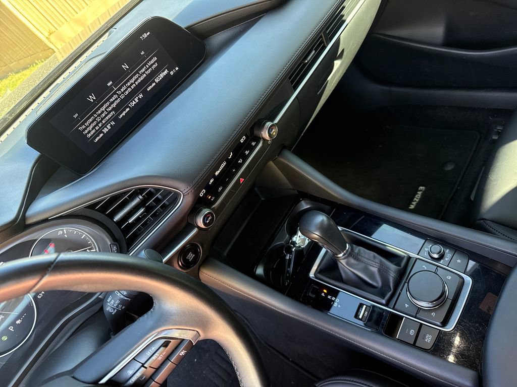 Used 2024 MAZDA MAZDA3 s FWD image 13