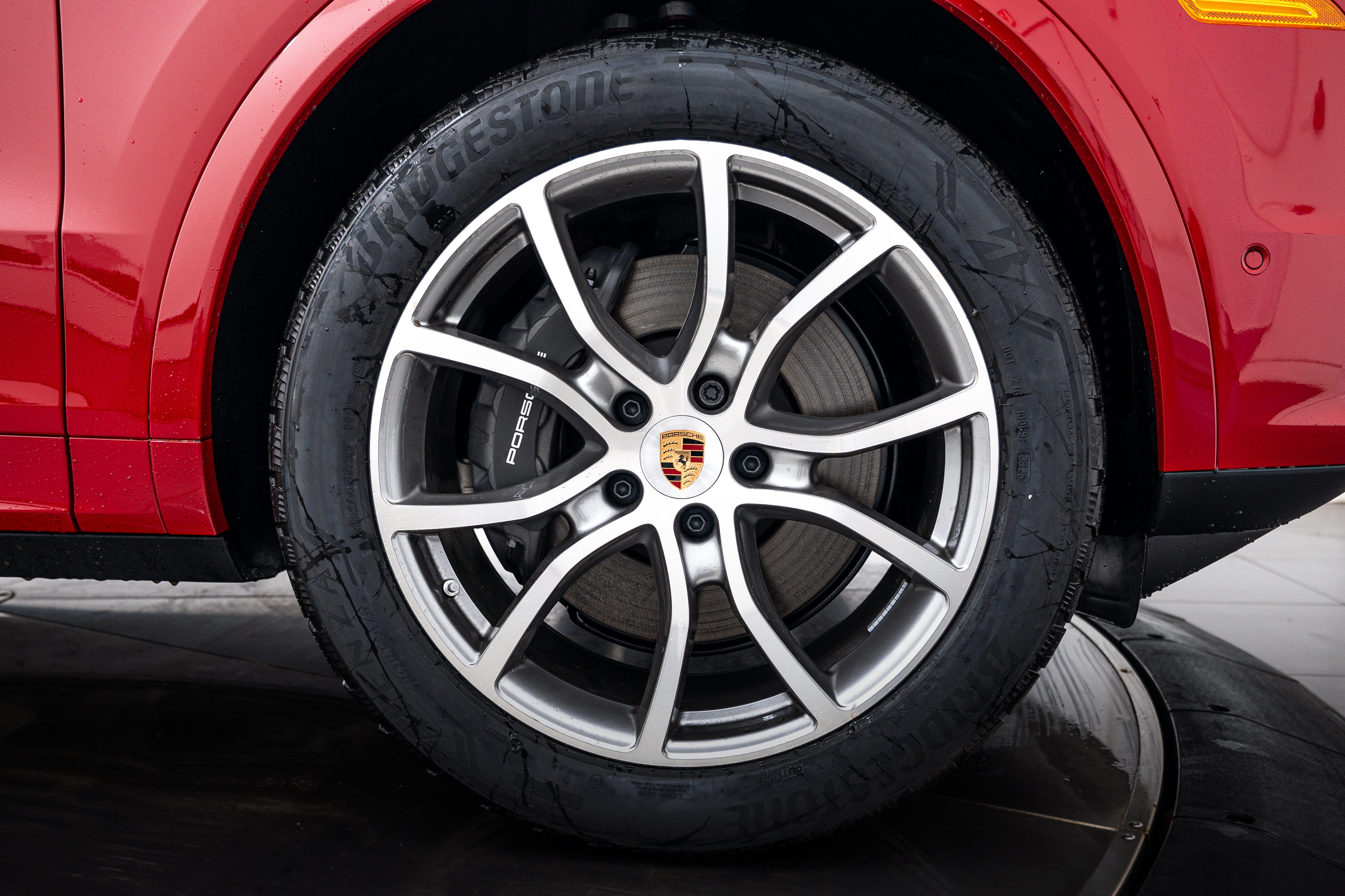 Certified 2026 Porsche Cayenne AWD/4WD image 11