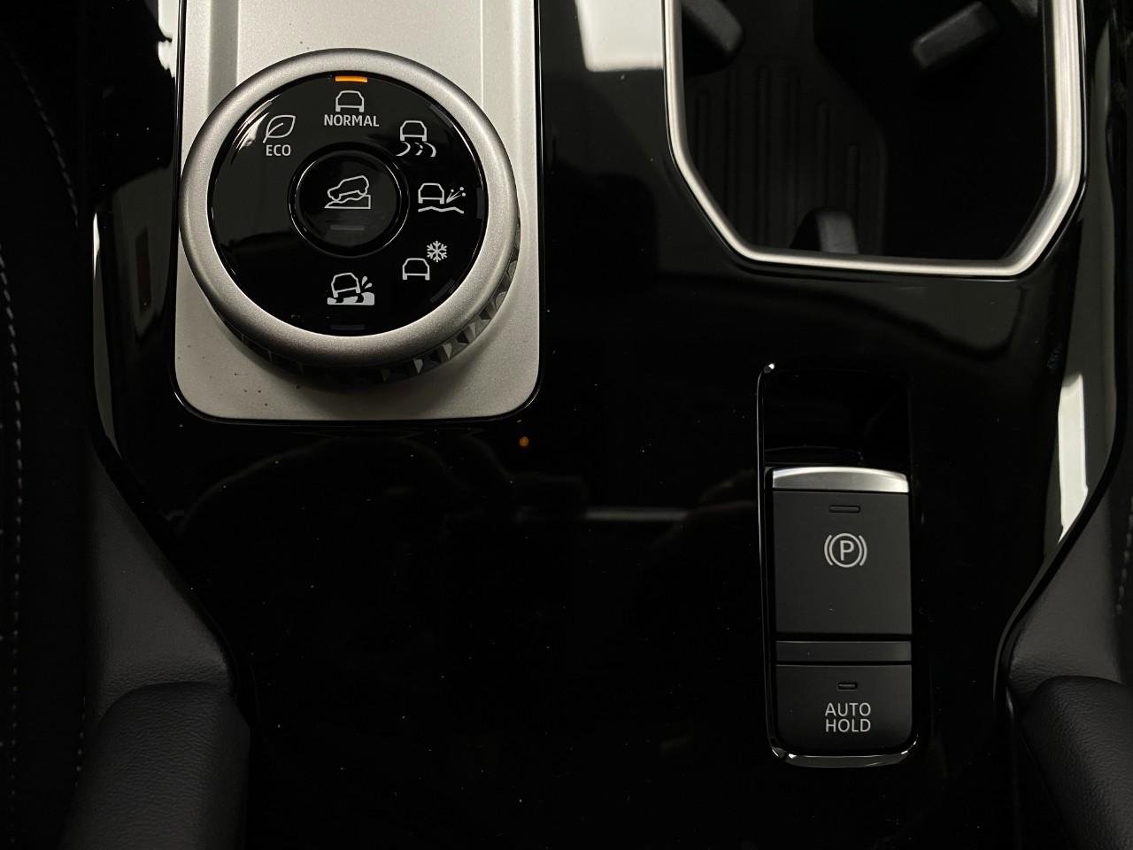 New 2026 Mitsubishi Outlander ES image 27