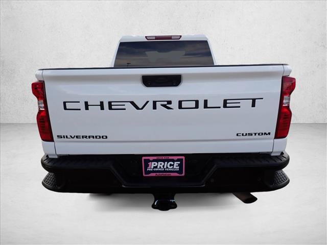 Used 2024 Chevrolet Silverado 2500 Custom w/ Custom Value Package AWD/4WD video 3
