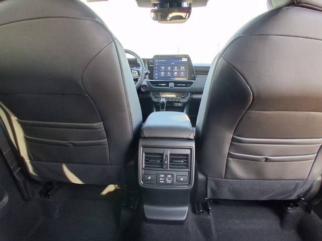 New 2026 Subaru Outback Limited AWD/4WD image 13
