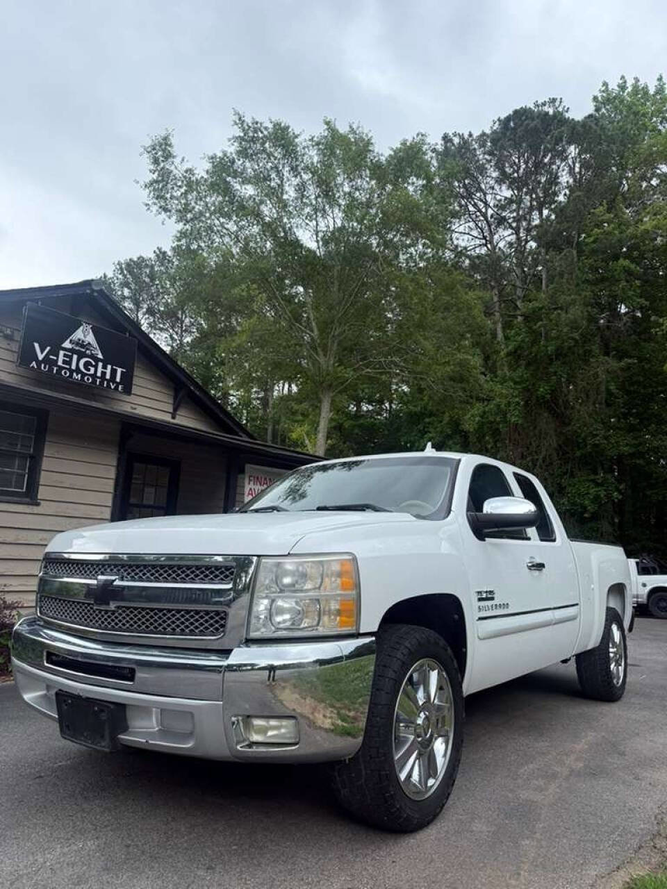 Used 2012 Chevrolet Silverado 1500 LT RWD image 2