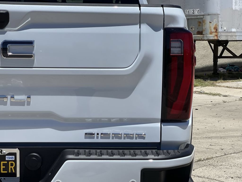 New 2026 GMC Sierra 2500 Denali Ultimate AWD/4WD image 32