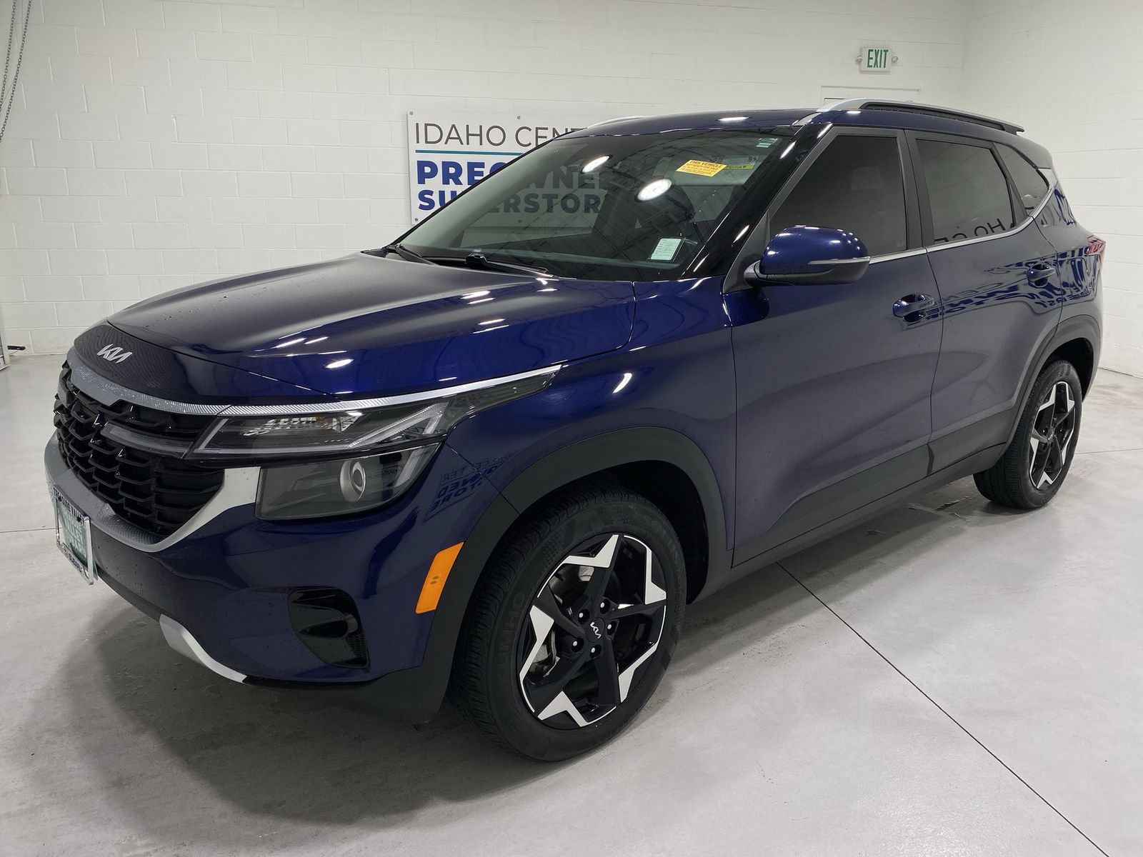 Used 2024 Kia Seltos EX AWD/4WD image 4