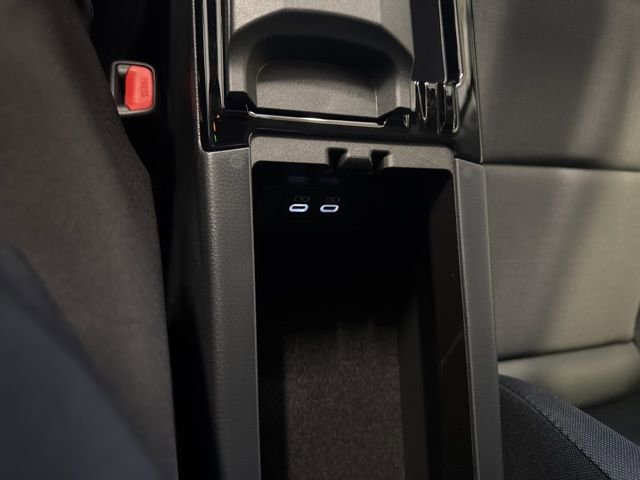 New 2026 Toyota Prius LE image 35