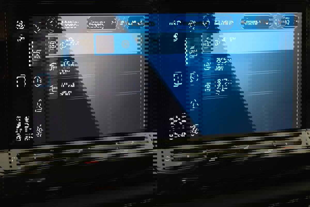 Used 2024 Volkswagen Atlas SEL Premium R-Line image 53