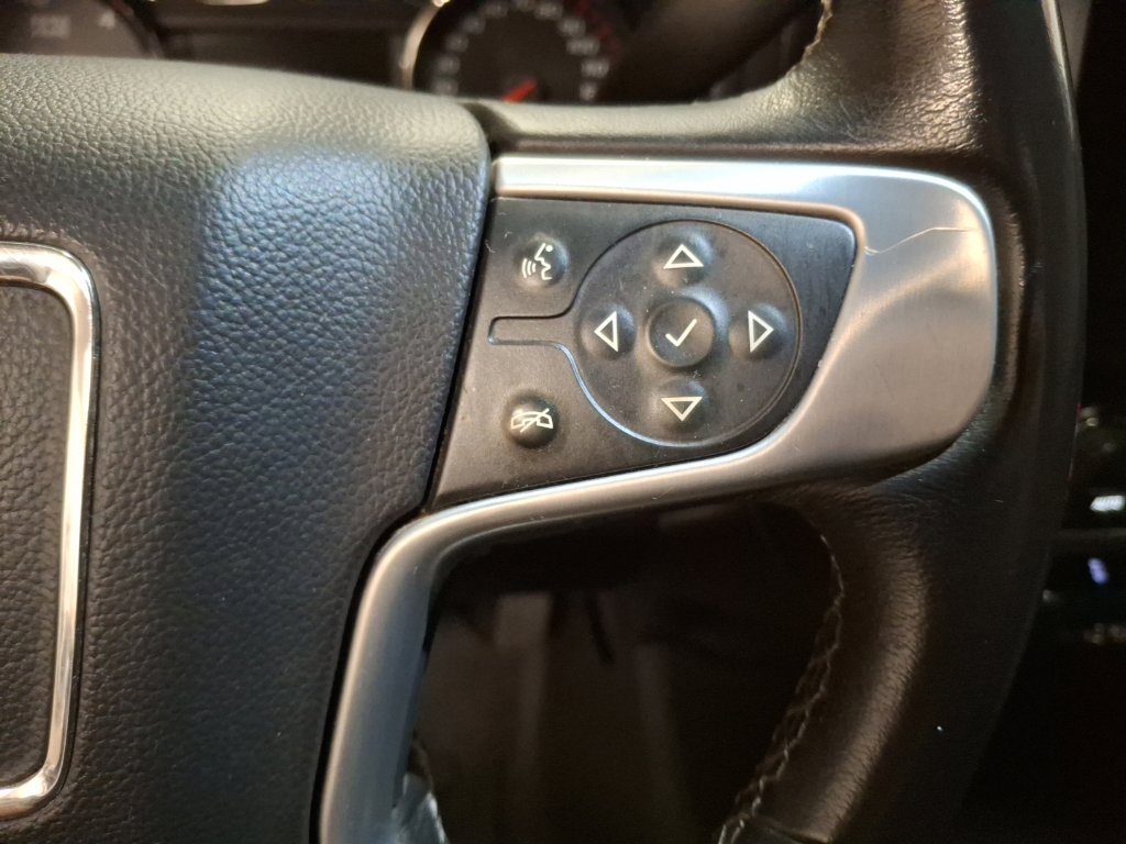 Used 2015 GMC Sierra 1500 SLE w/ SLE Value Package AWD/4WD image 19