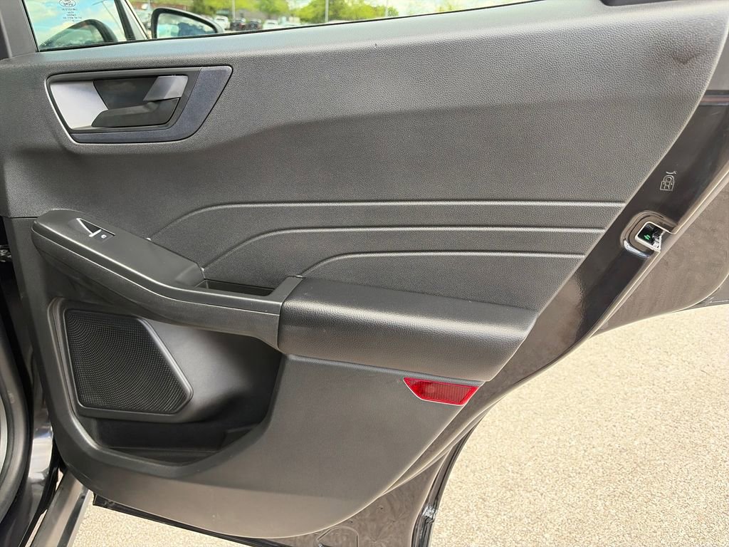 Used 2023 Ford Escape Active w/ Cold Weather Package FWD image 29