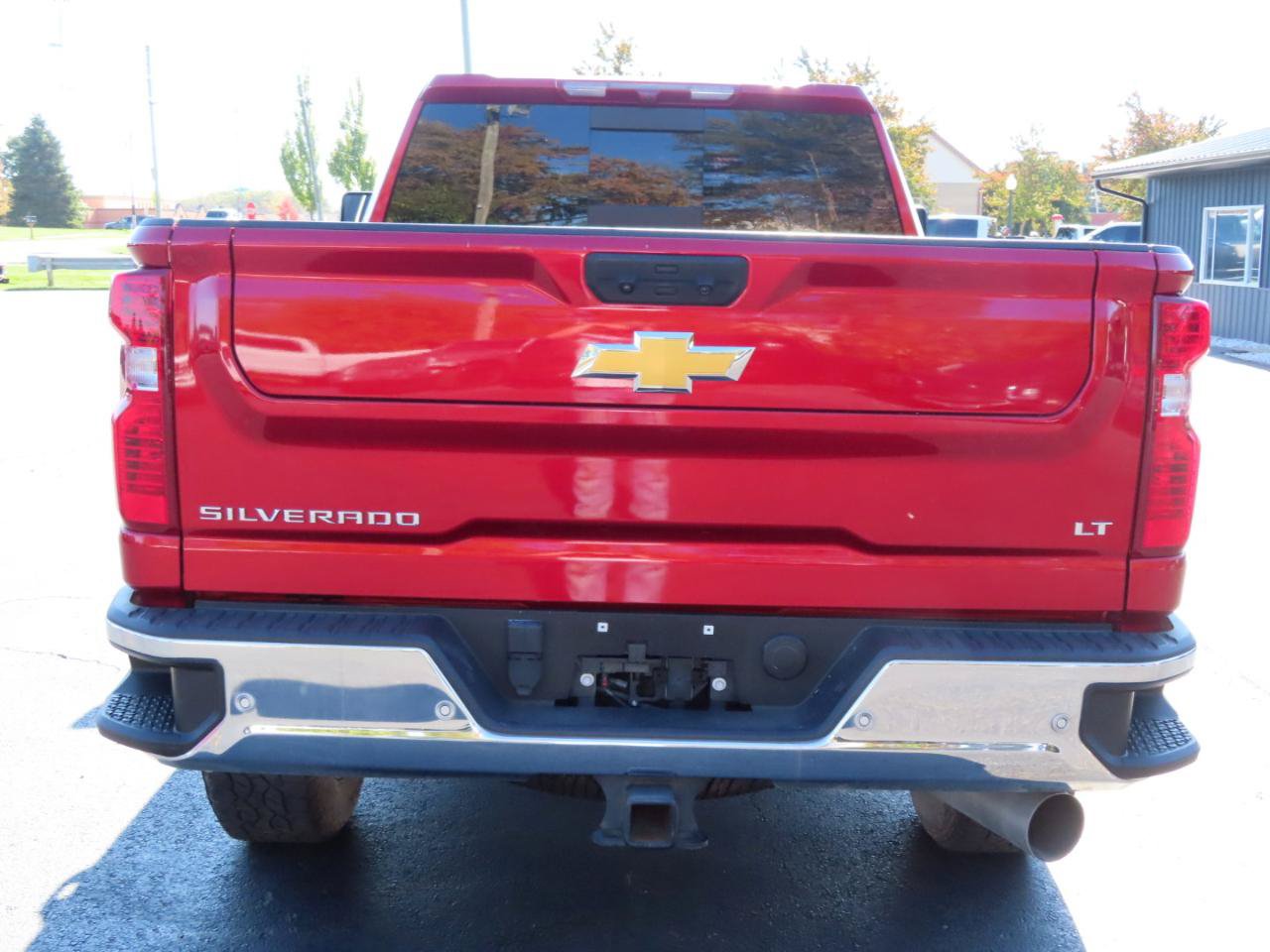 Used 2024 Chevrolet Silverado 2500 LT AWD/4WD image 5