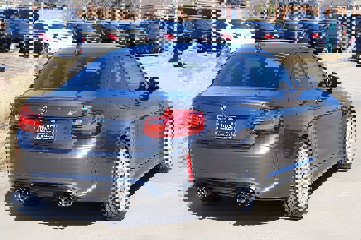 Used 2017 BMW M2 image 3