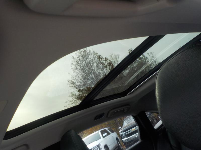 Used 2018 Volvo S90 T5 Momentum image 17