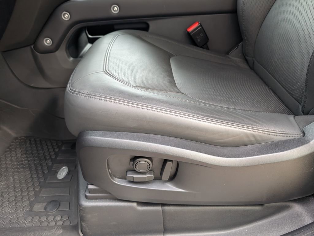 Used 2023 Land Rover Defender 90 V8 image 22